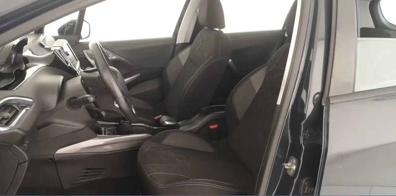 PEUGEOT - 2008 (2017 - km 135.000 - Diesel)