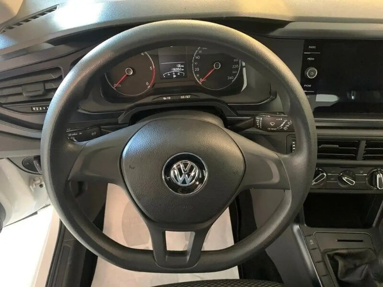 VOLKSWAGEN - POLO (2019 - km 135.000 - Diesel)