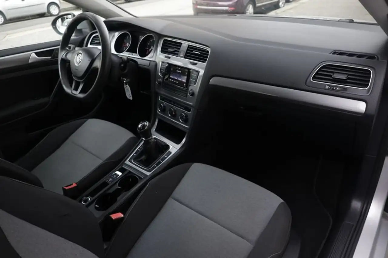 VOLKSWAGEN - GOLF (2016 - km 159.000 - Metano)