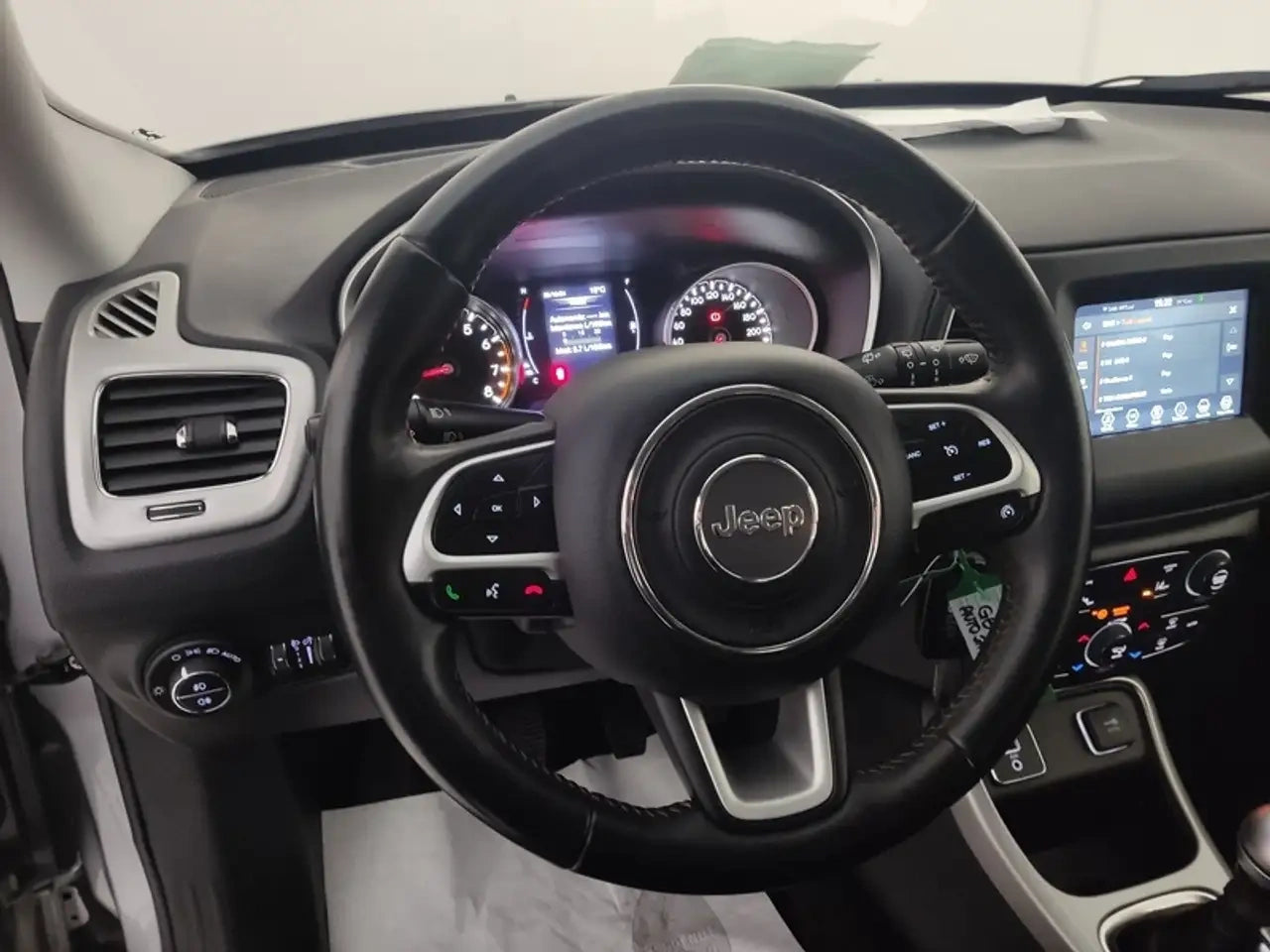 JEEP - COMPASS (2020 - km 30.000 - Benzina)