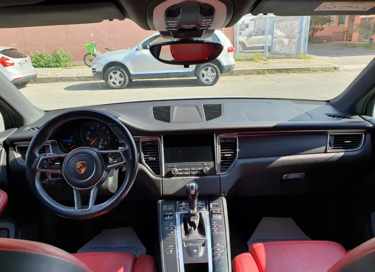 PORSCHE - MACAN (2017 - km 87.583 - Benzina)