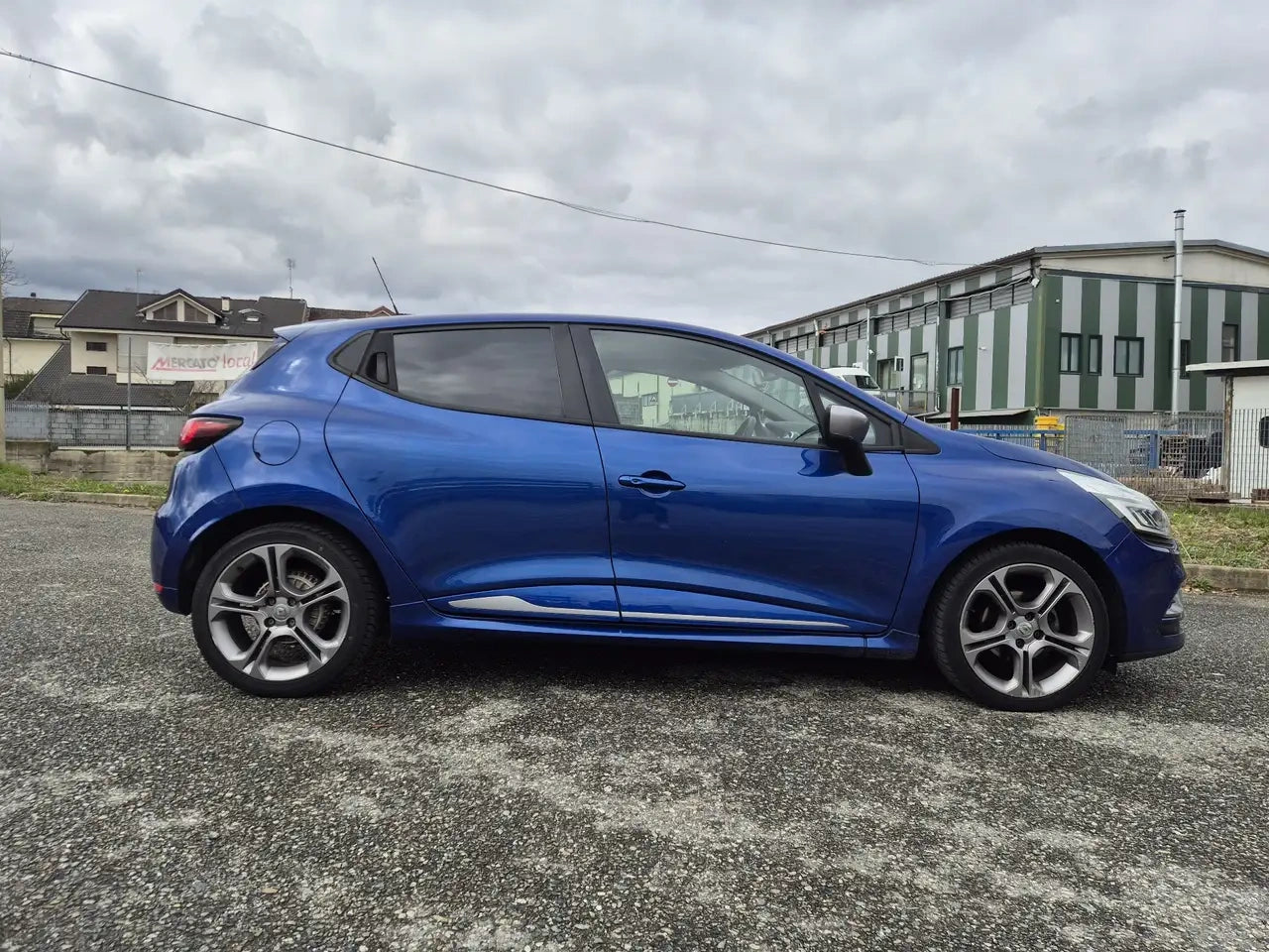 RENAULT - CLIO (2017 - km 91.000 - Diesel)