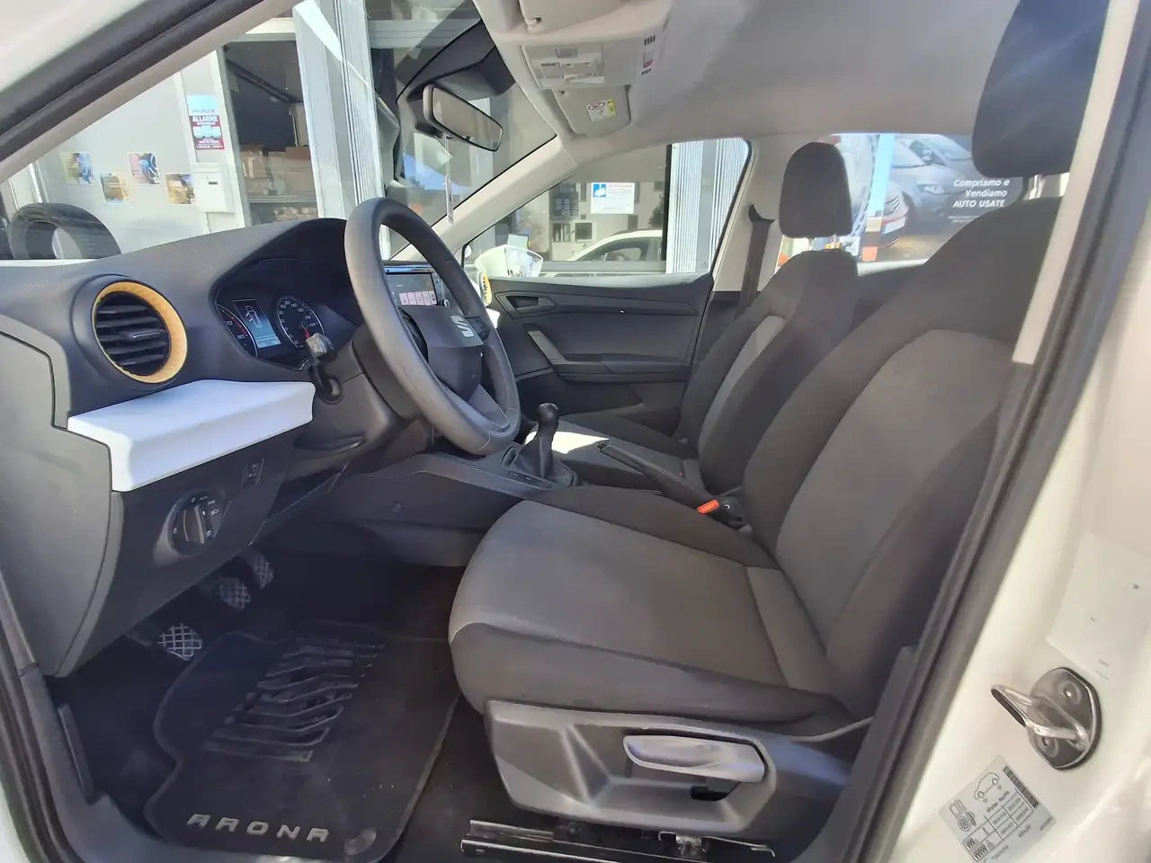 SEAT - ARONA (2022 - km 117.246 - Metano)