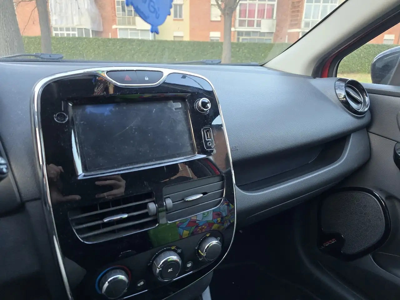 RENAULT - CLIO (2014 - km 111.000 - Diesel)