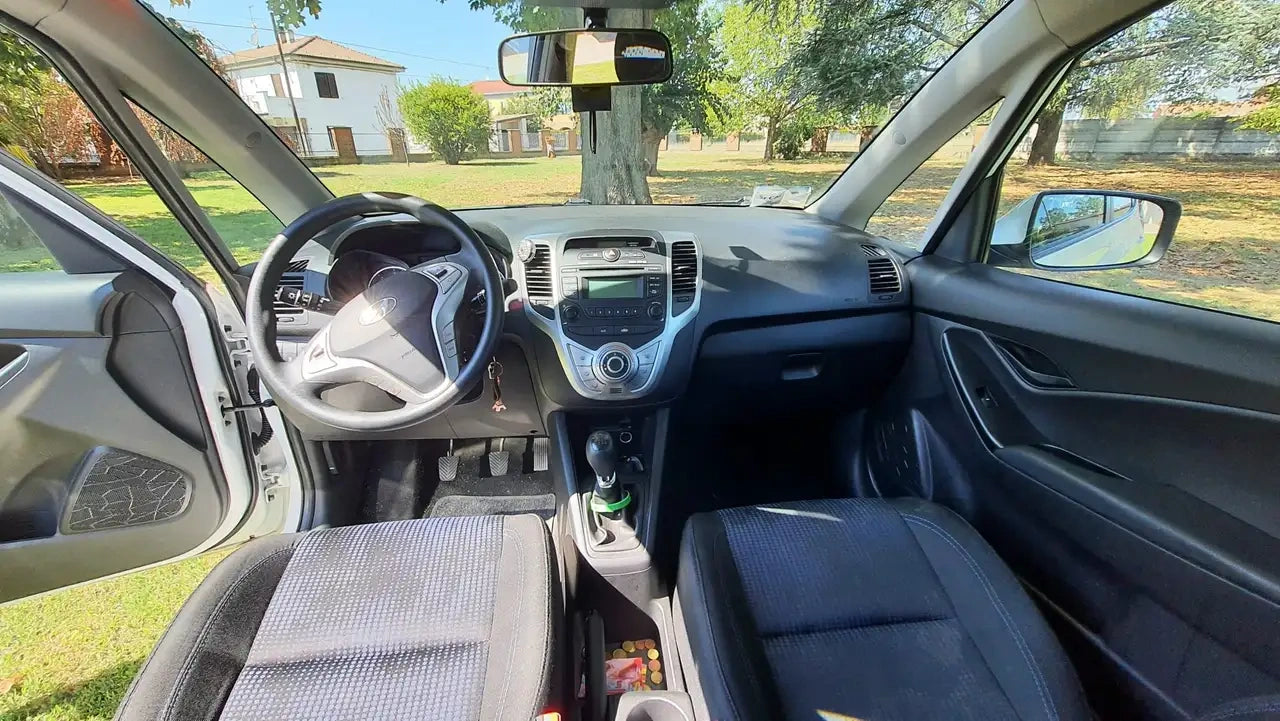 HYUNDAI - Ix20 (2015 - km 140.000 - Diesel)