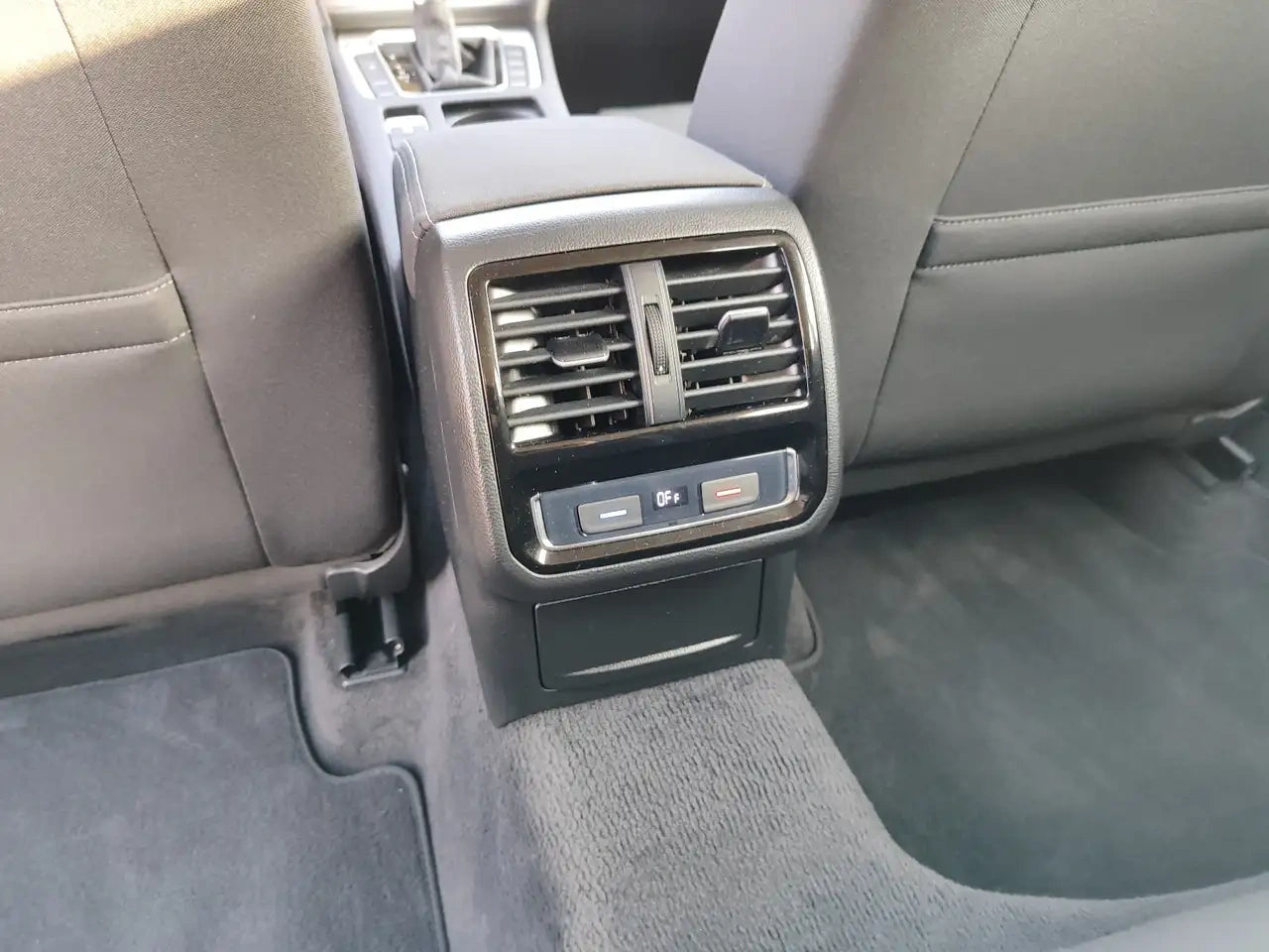 VOLKSWAGEN - PASSAT (2019 - km 114.000 - Diesel)