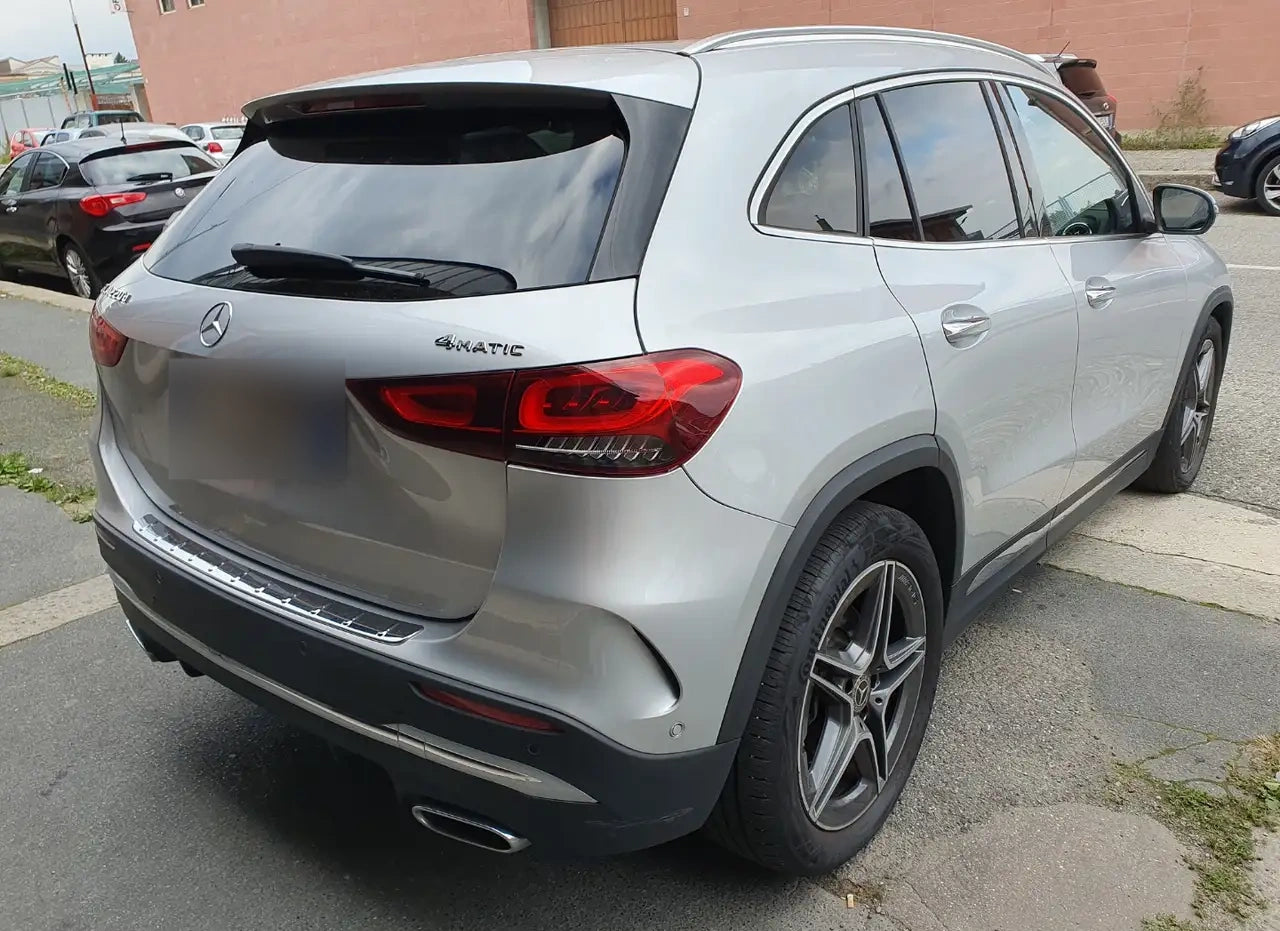 MERCEDES-BENZ - GLA 220 (2020 - km 61.263 - Diesel)