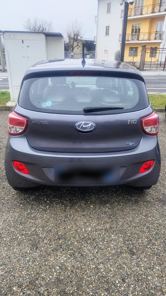 HYUNDAI - I10 (2014 - km 135.000 - Benzina)