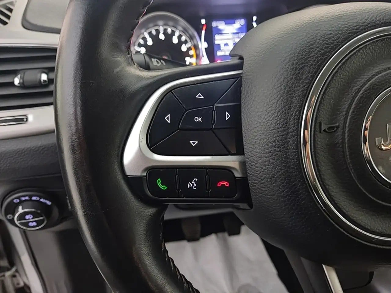 JEEP - COMPASS (2020 - km 30.000 - Benzina)
