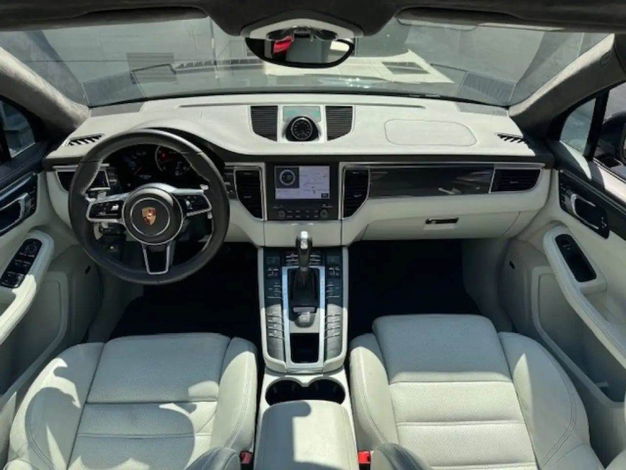 PORSCHE - MACAN (2017 - km 117.000 - Benzina)