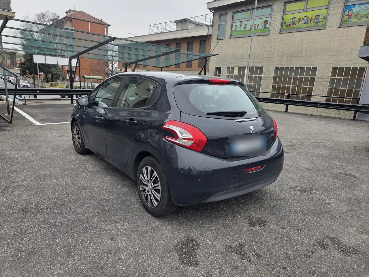 PEUGEOT - 208 (2015 - 130.000 km - Benzina)