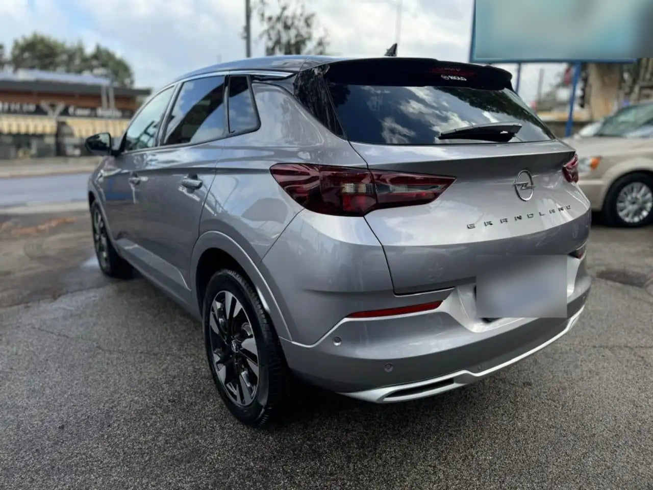 OPEL - GRANDLAND (2023 - km 6.000 - Benzina)