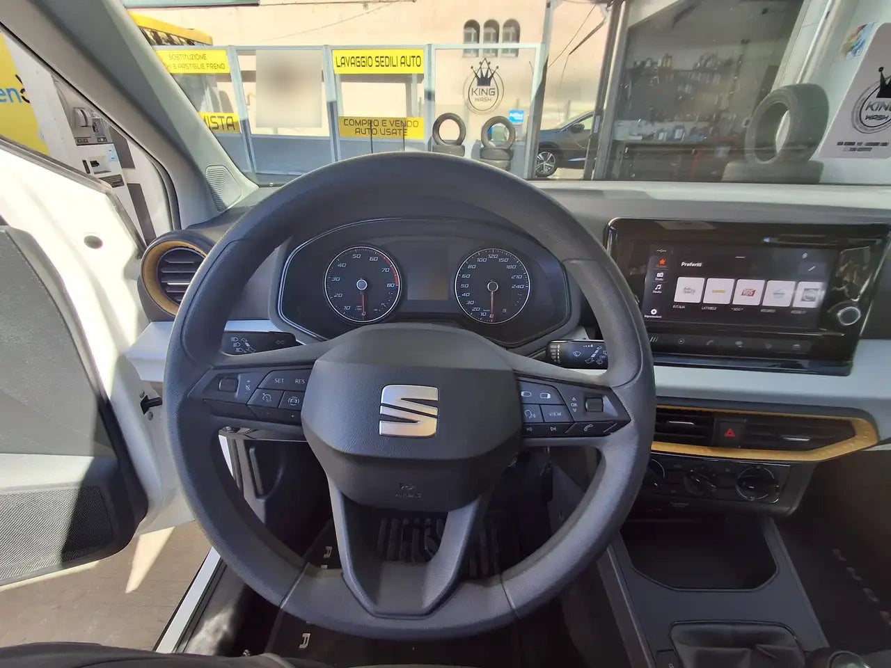 SEAT - ARONA (2022 - km 117.246 - Metano)