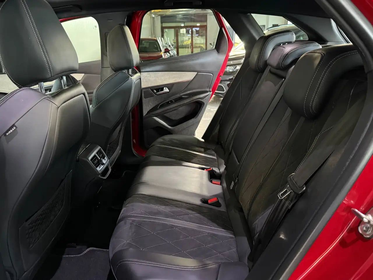 PEUGEOT - 3008 (2018 - km 65.000 - Diesel)