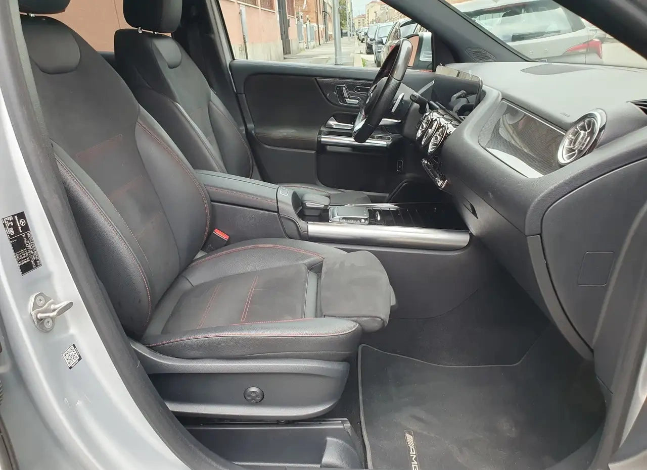 MERCEDES-BENZ - GLA 220 (2020 - km 61.263 - Diesel)