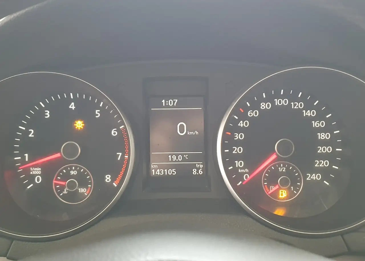 VOLKSWAGEN - GOLF (2011 - km 143.105 - Benzina)