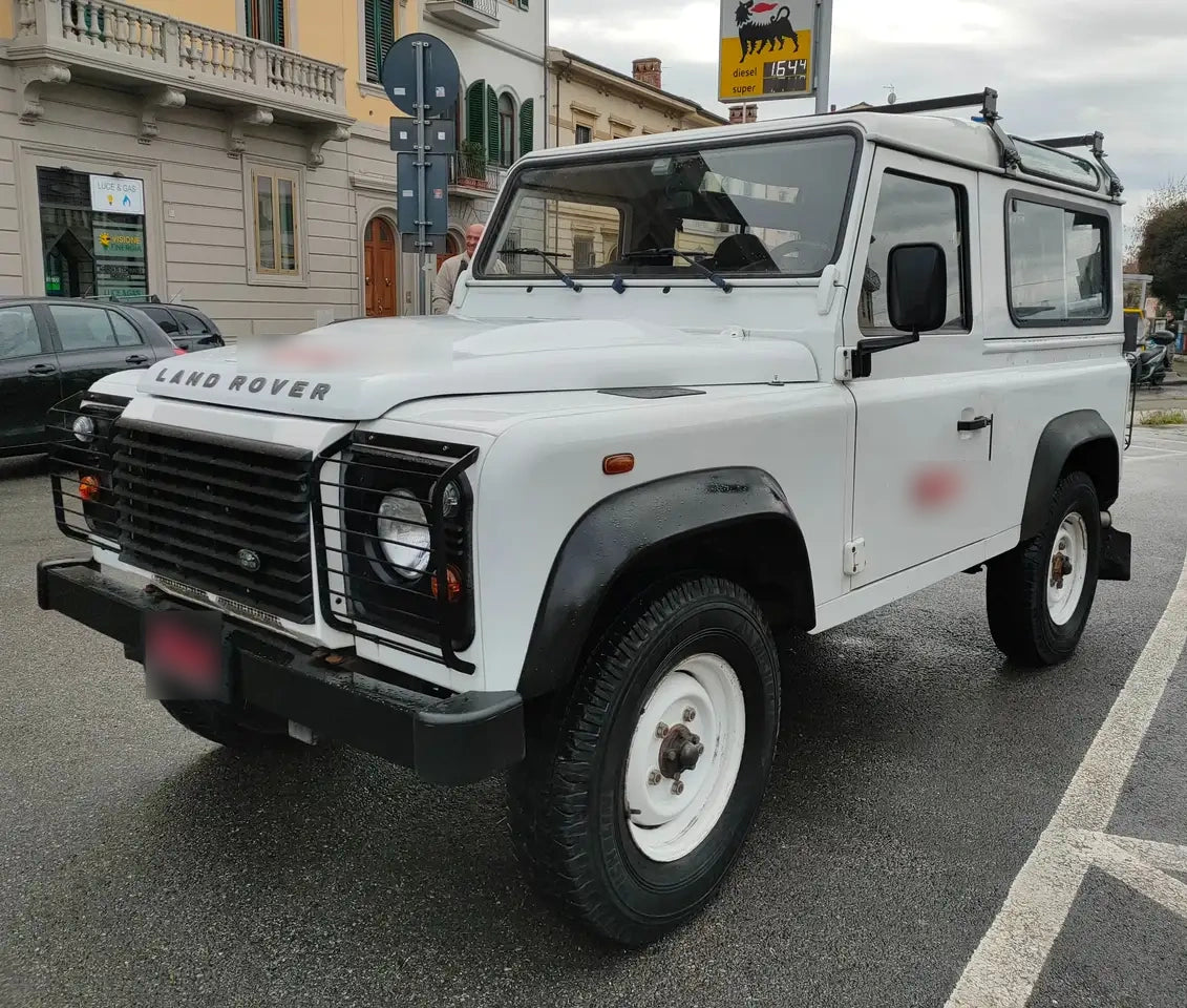 LAND ROVER - DEFENDER (2011 - km 75.000 - Diesel)