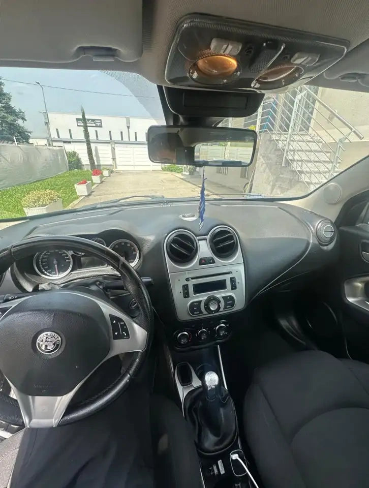 ALFA ROMEO - MITO (2013 - km 120.000 - Benzina)
