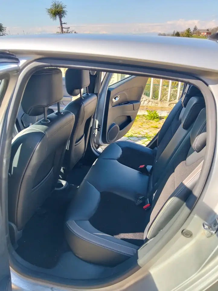 RENAULT - CLIO (2017 - km 66.000 - Benzina)
