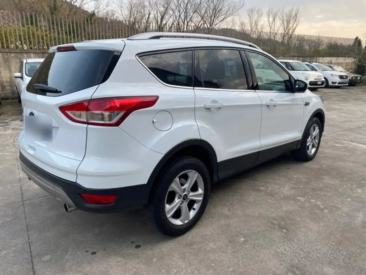 FORD - KUGA (2016 - km 249.000 - Diesel)