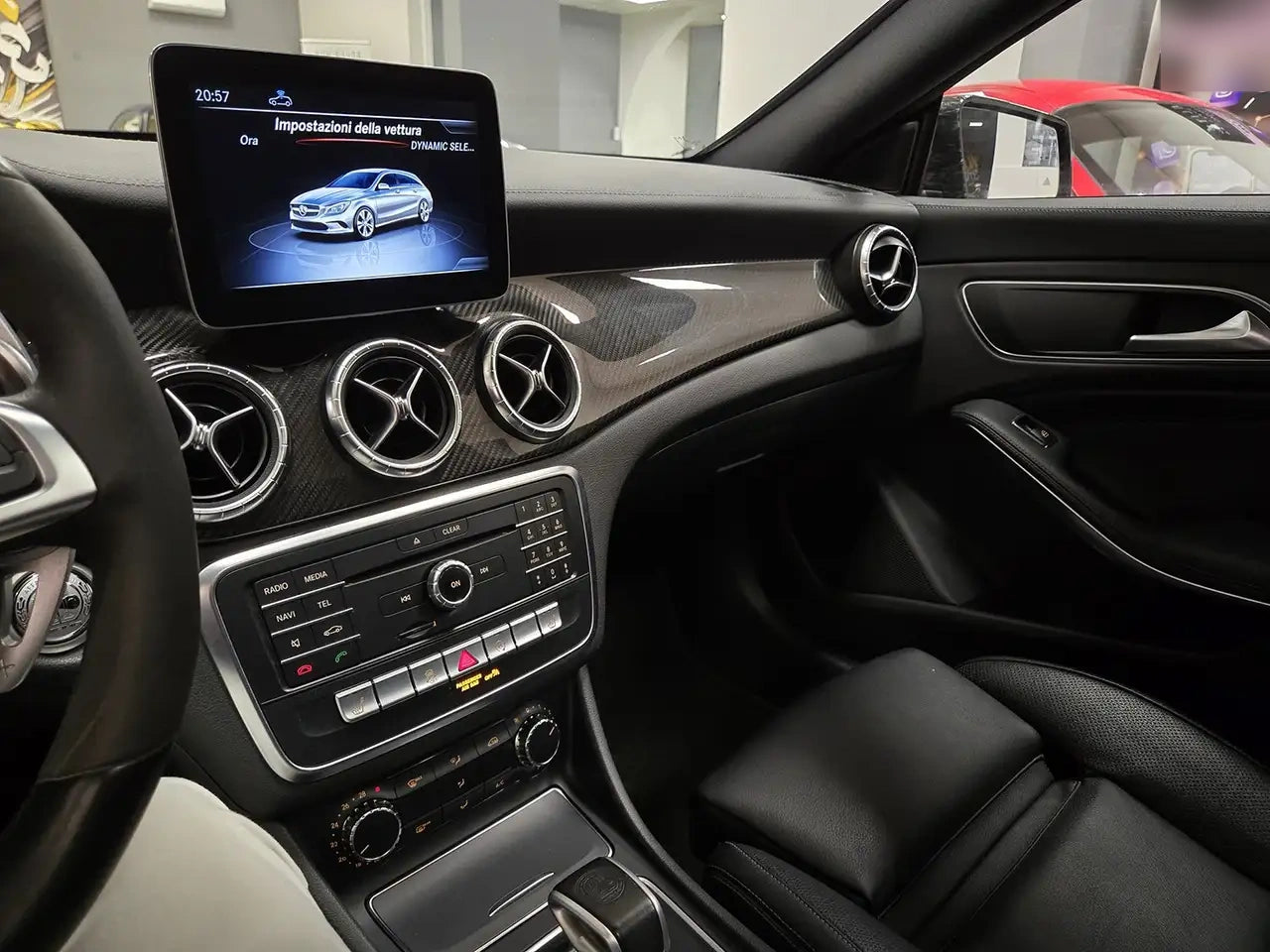 MERCEDES-BENZ - CLA 45 AMG (2018 - km 45.000 - Benzina)