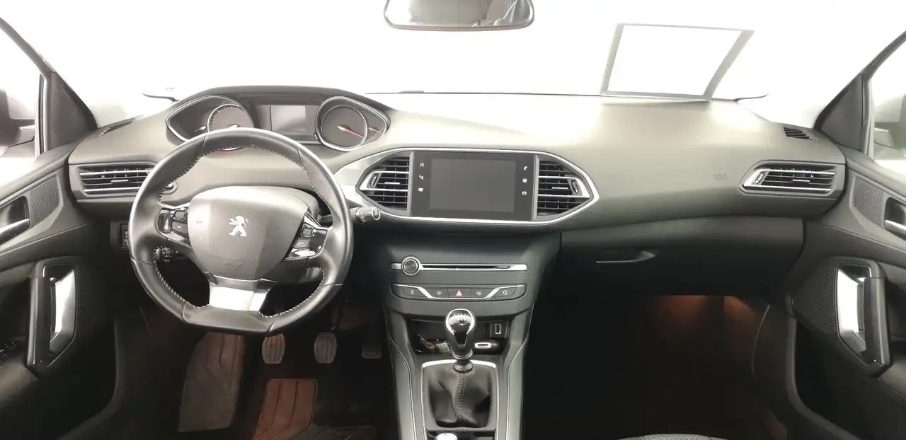 PEUGEOT - 308 (2020 - km 24.166 - Benzina)