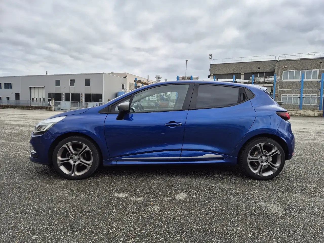 RENAULT - CLIO (2017 - km 91.000 - Diesel)