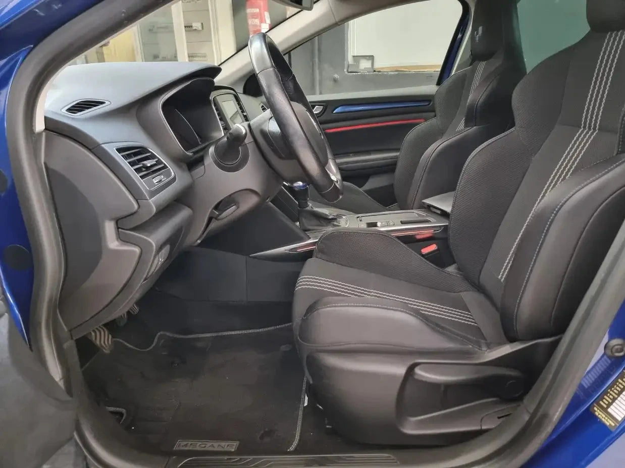 RENAULT - MEGANE (2016 - km 128.494 - Diesel)