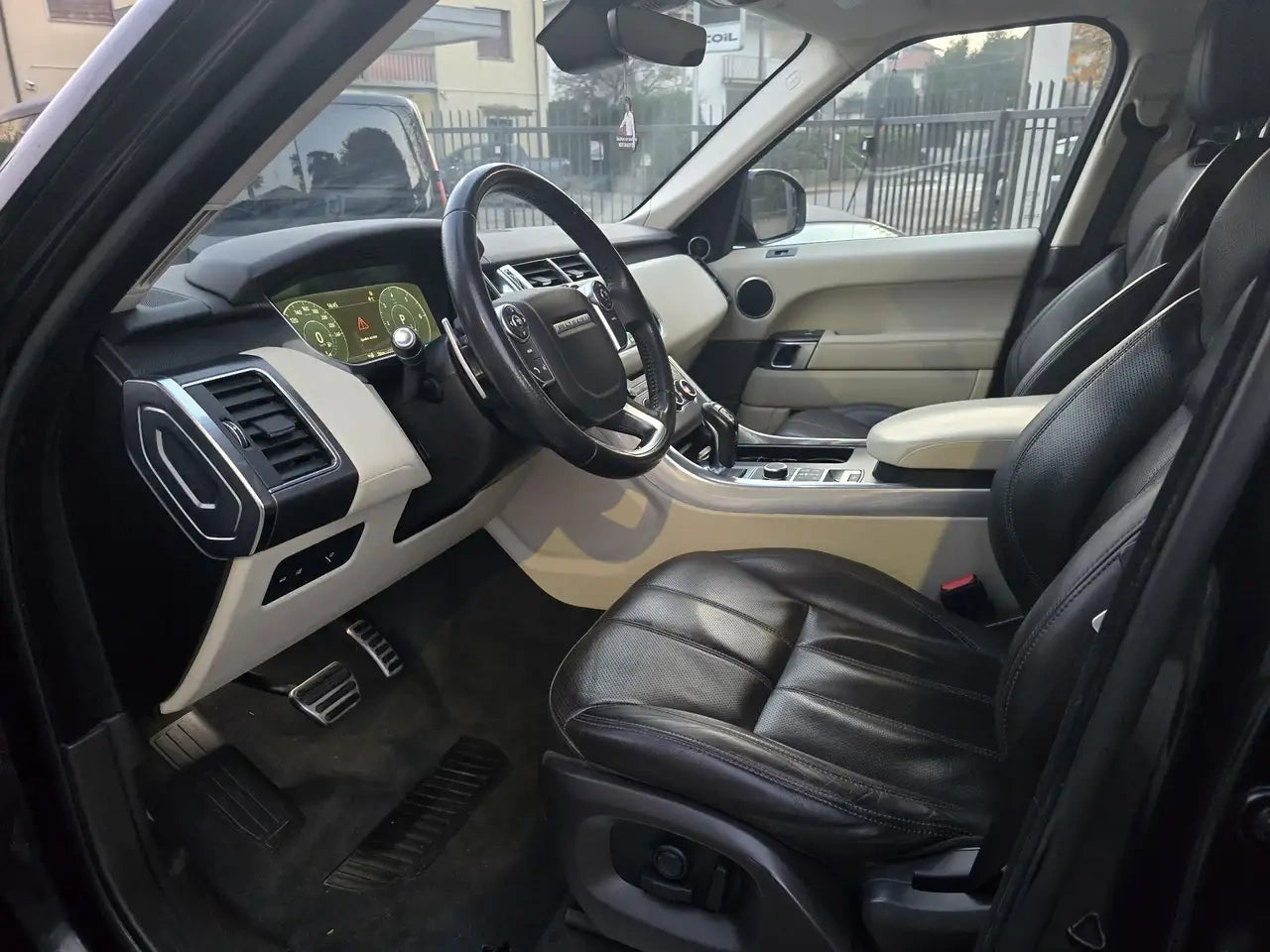 LAND ROVER - RANGE ROVER SPORT (2018 - km 138.000 - Diesel)