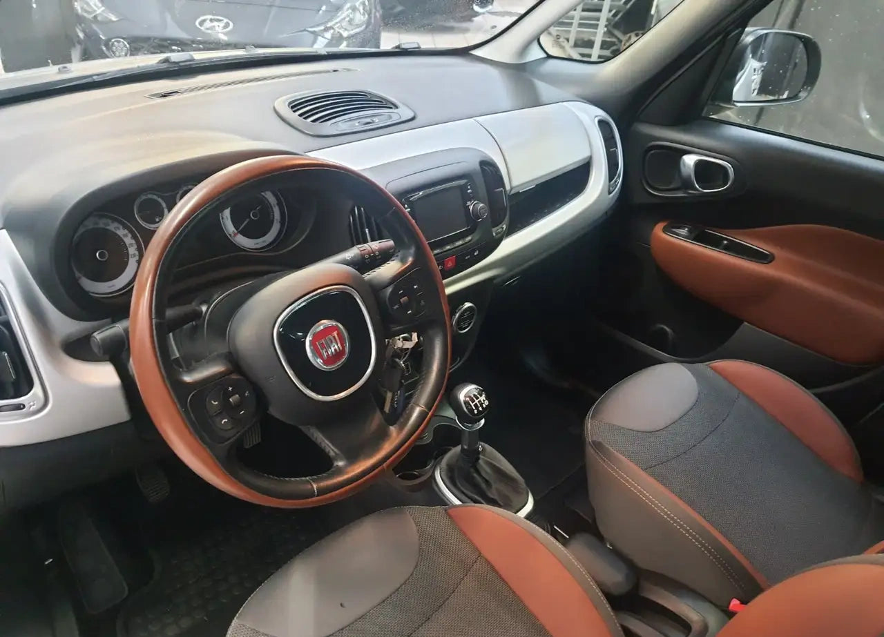 FIAT - 500L (2016 - km 92.384 - Benzina)