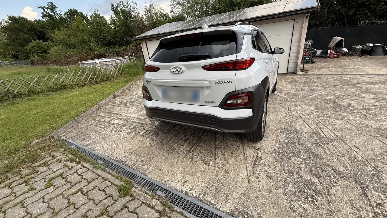 HYUNDAI - KONA (2020 - km 69.000 - Elettrica)