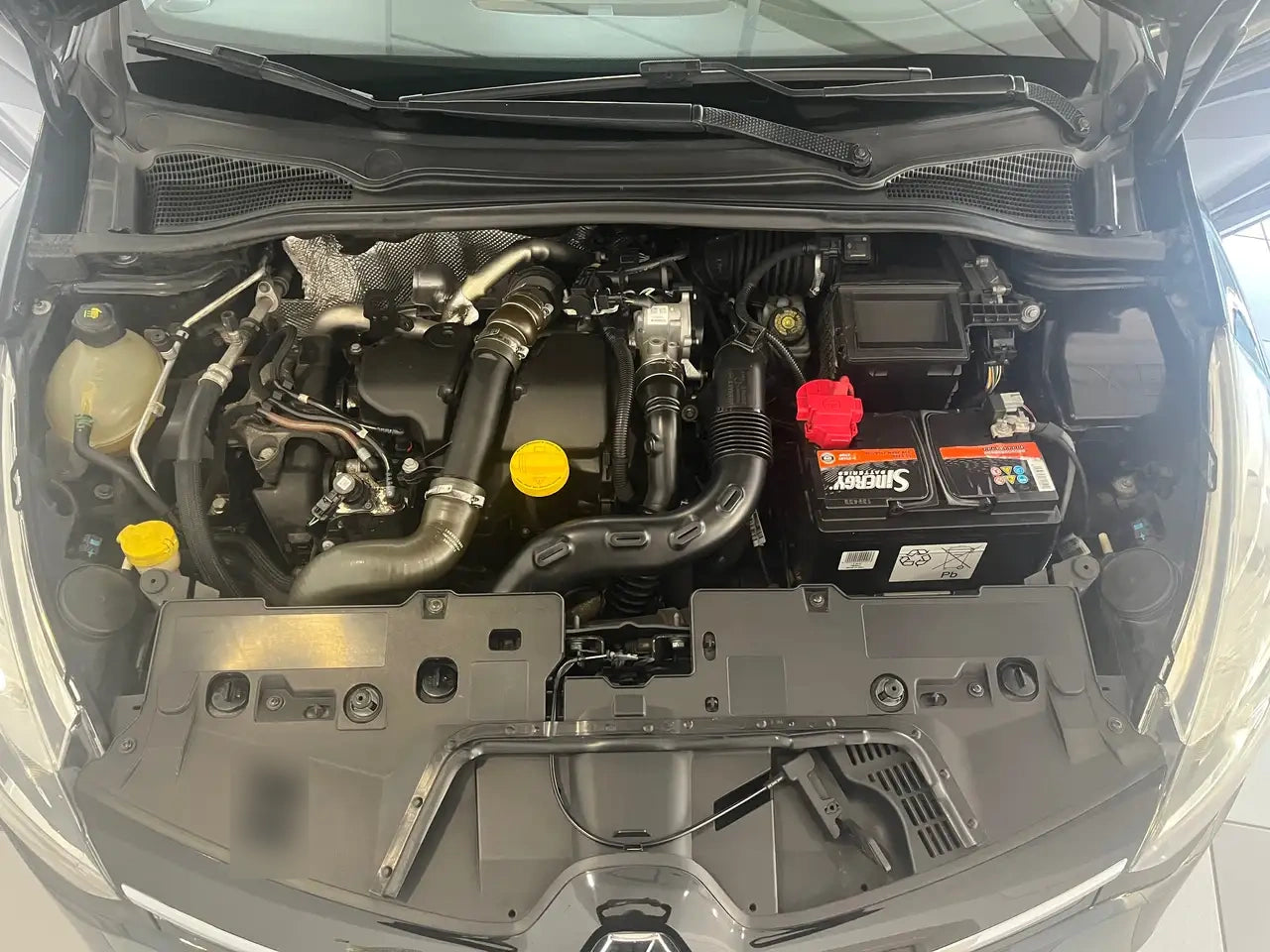 RENAULT - CLIO (2015 - km 156.577 - Diesel)