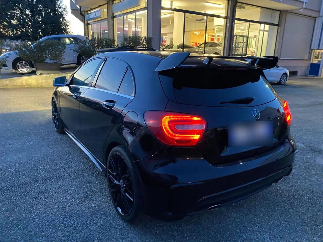 MERCEDES-BENZ - A 200 (2015 - km 156.000 - Diesel)
