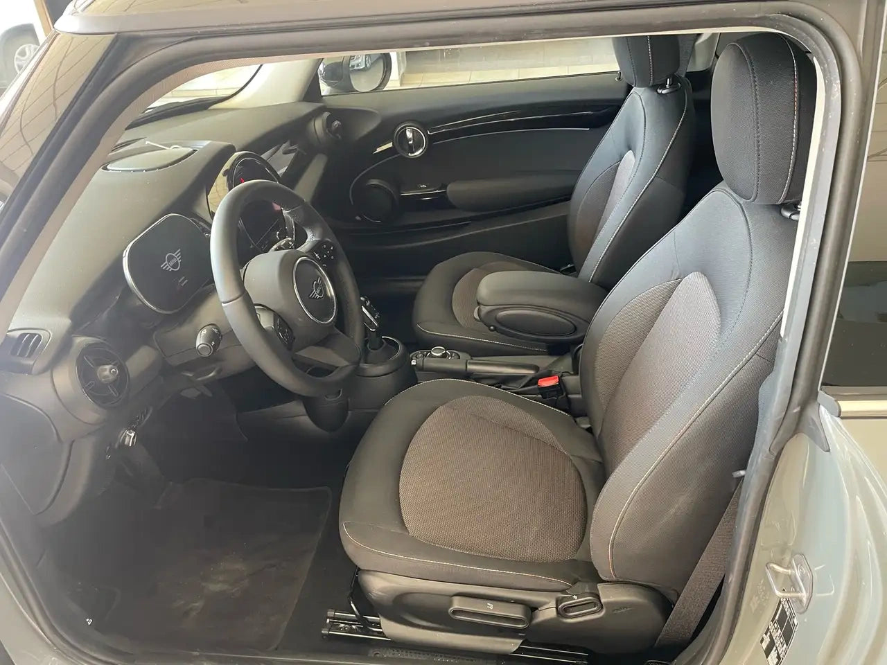 MINI - COOPER (2022 - km 1.850 - Benzina)