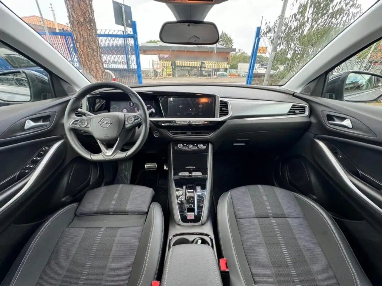 OPEL - GRANDLAND (2023 - km 6.000 - Benzina)