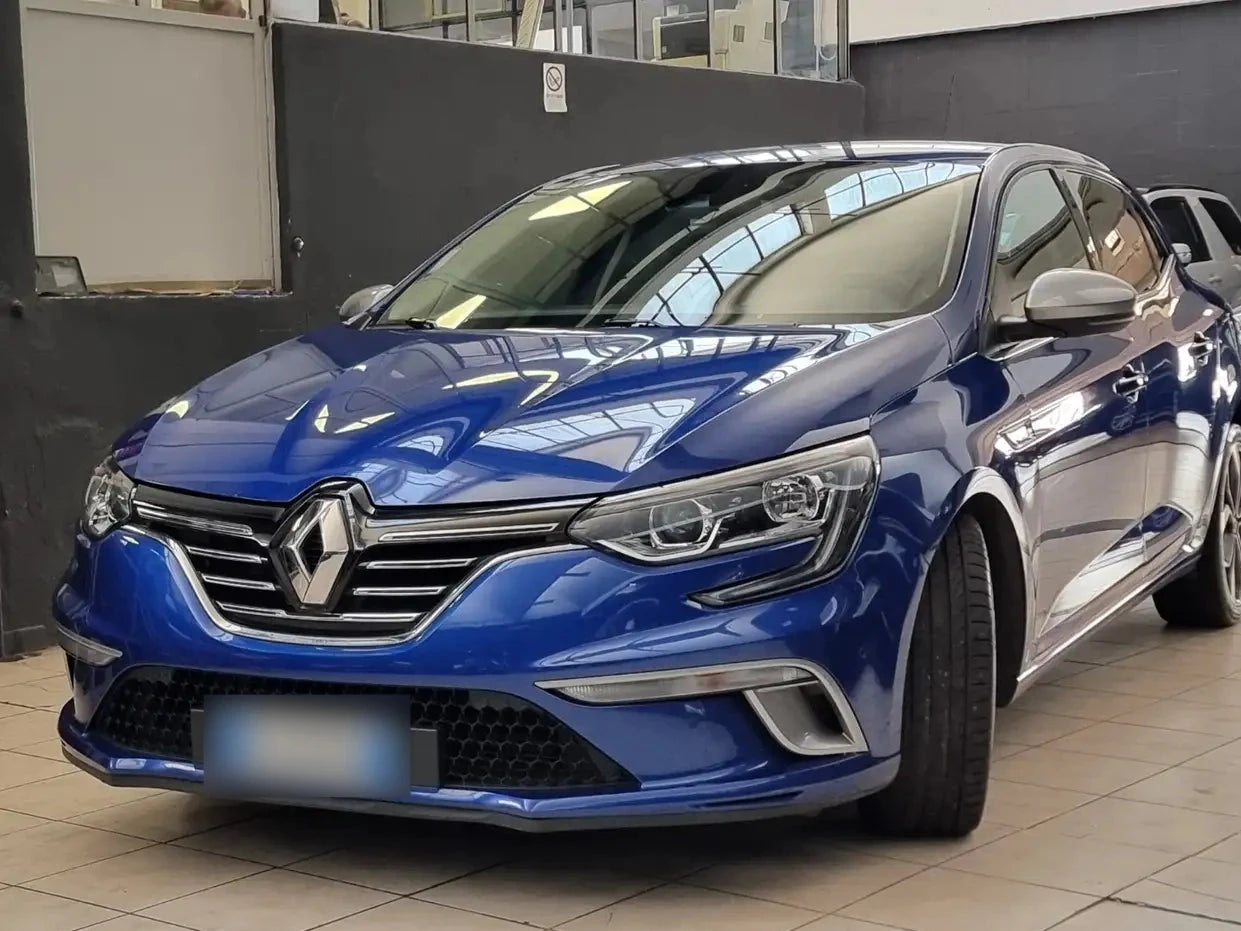 RENAULT - MEGANE (2016 - km 128.494 - Diesel)