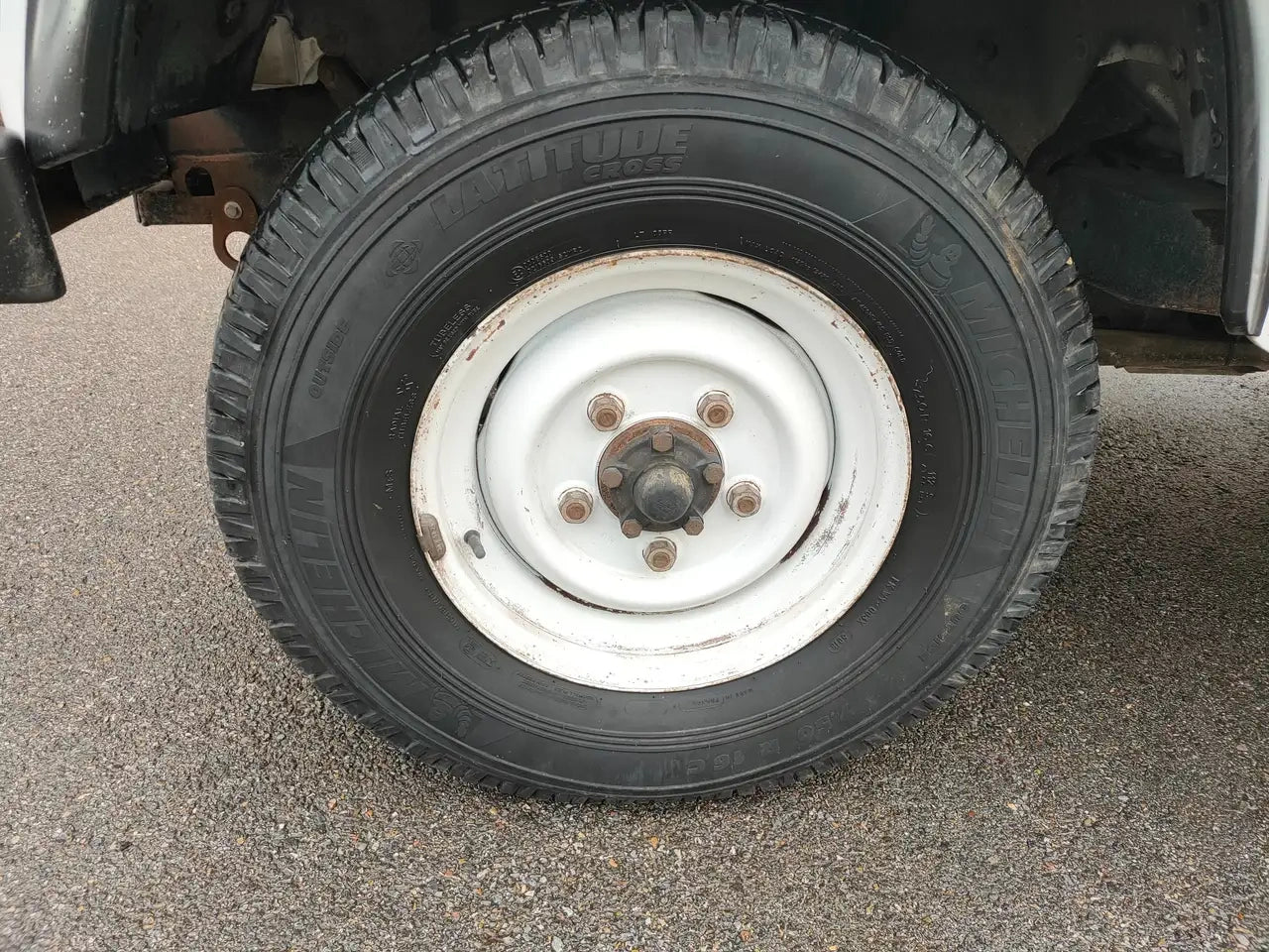 LAND ROVER - DEFENDER (2011 - km 75.000 - Diesel)