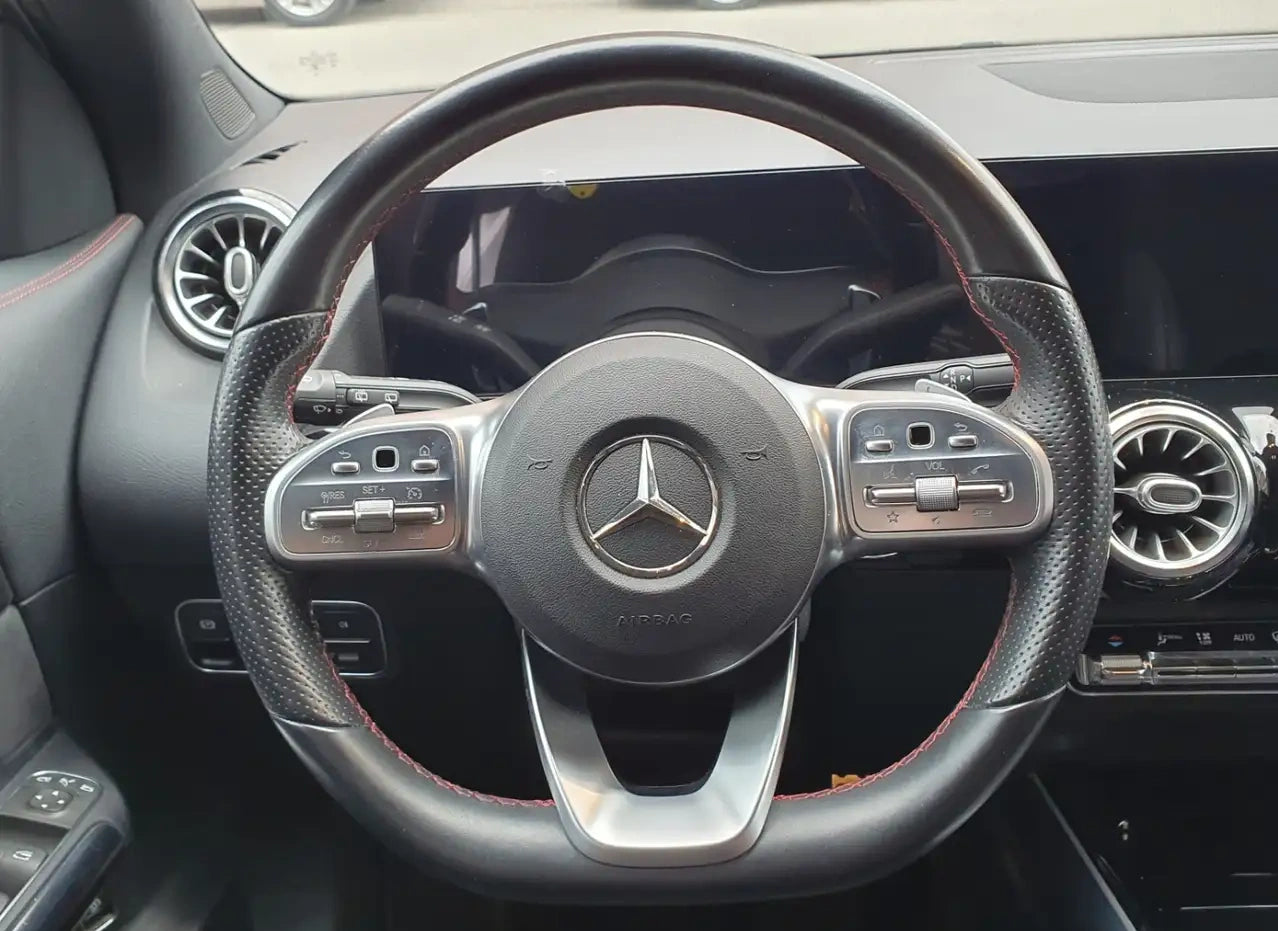 MERCEDES-BENZ - GLA 220 (2020 - km 61.263 - Diesel)