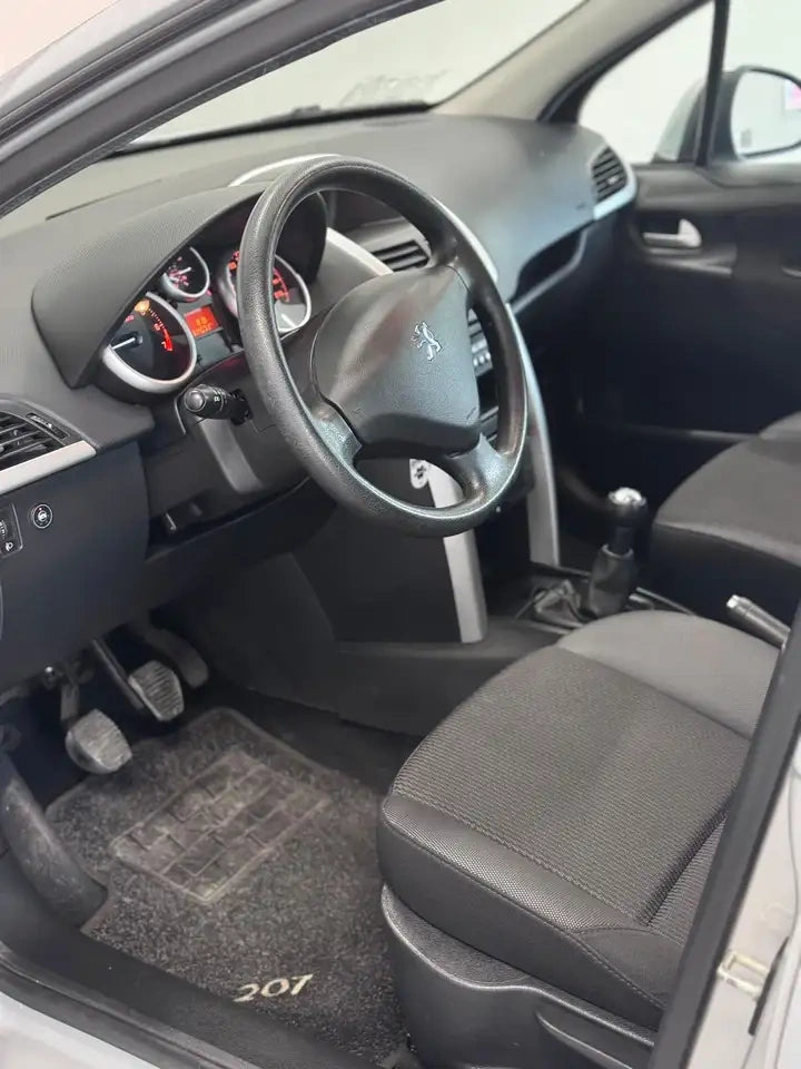 PEUGEOT - 207 (2012 - km 115.000 - Gpl)