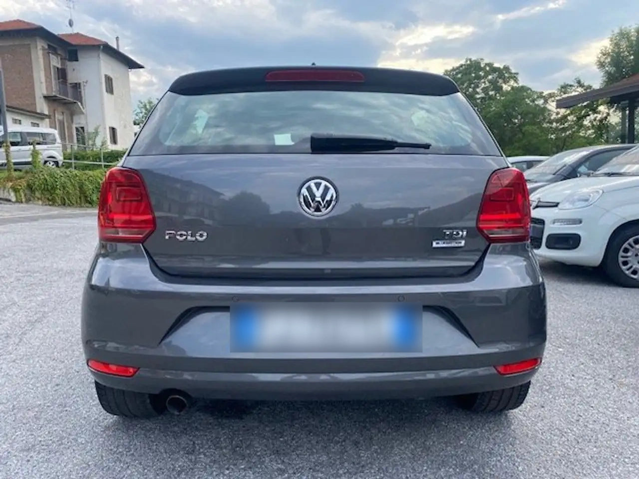 VOLKSWAGEN - POLO (2017 - km 80.000 - Diesel)