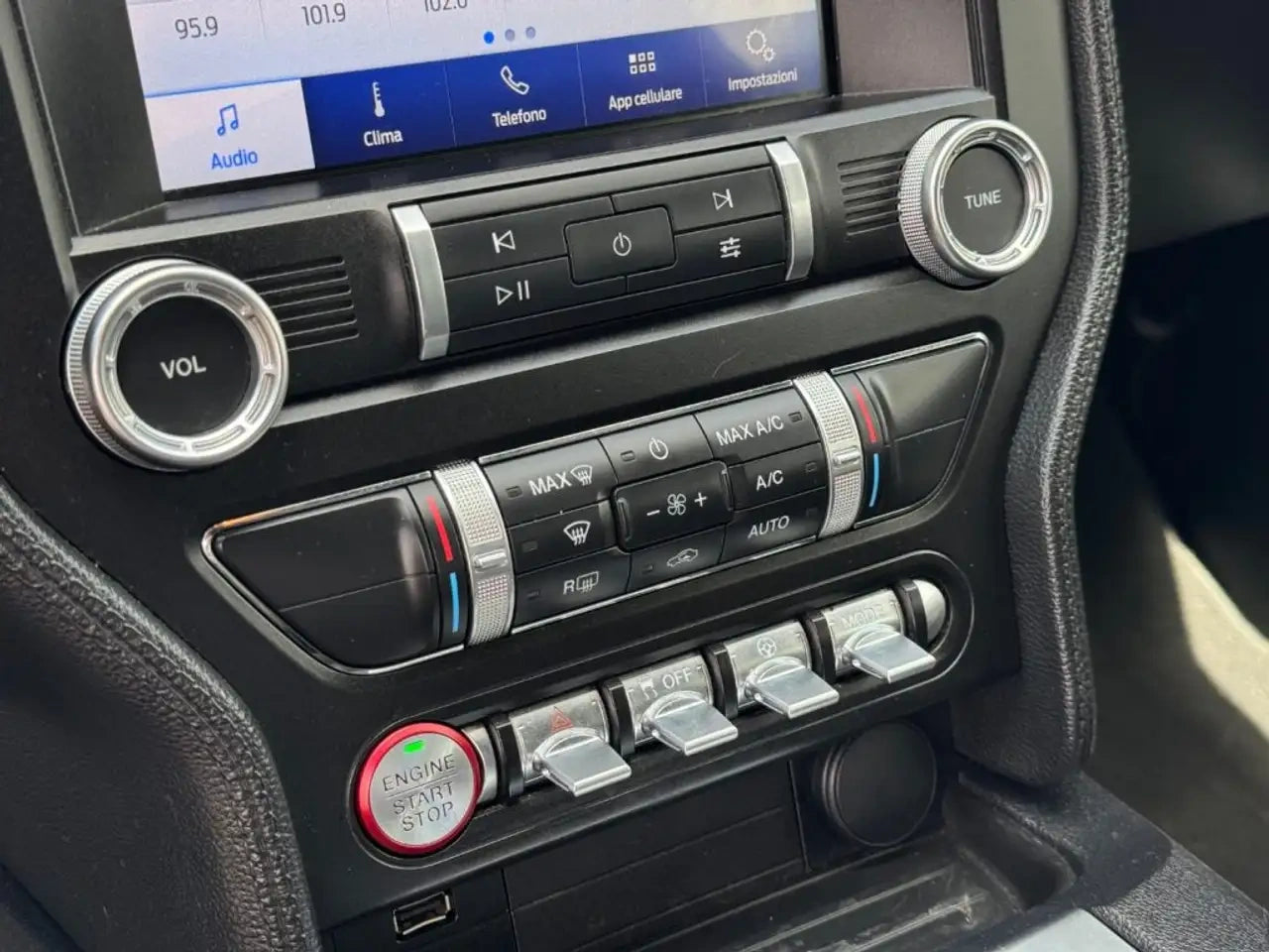 FORD - MUSTANG (2020 - km 49.000 - Benzina)