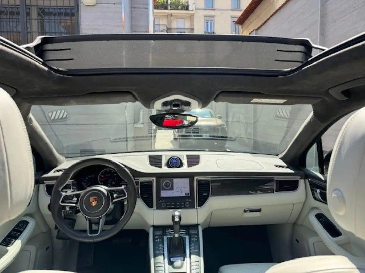 PORSCHE - MACAN (2017 - km 117.000 - Benzina)