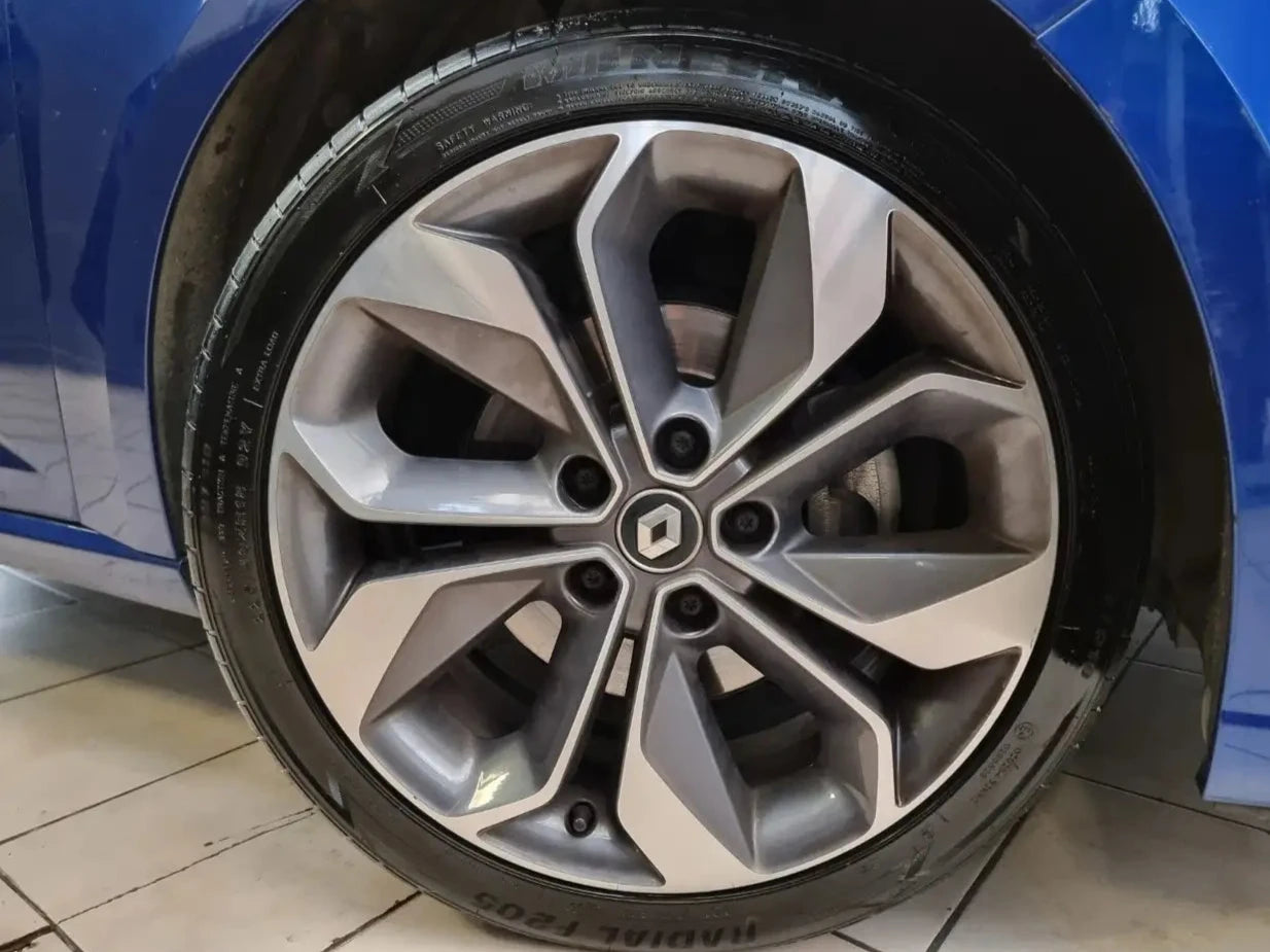 RENAULT - MEGANE (2016 - km 128.494 - Diesel)