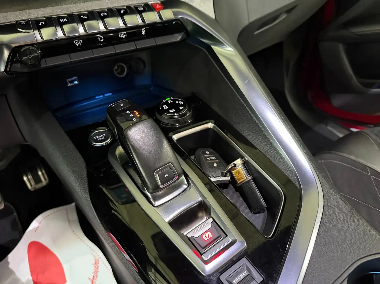 PEUGEOT - 3008 (2018 - km 65.000 - Diesel)