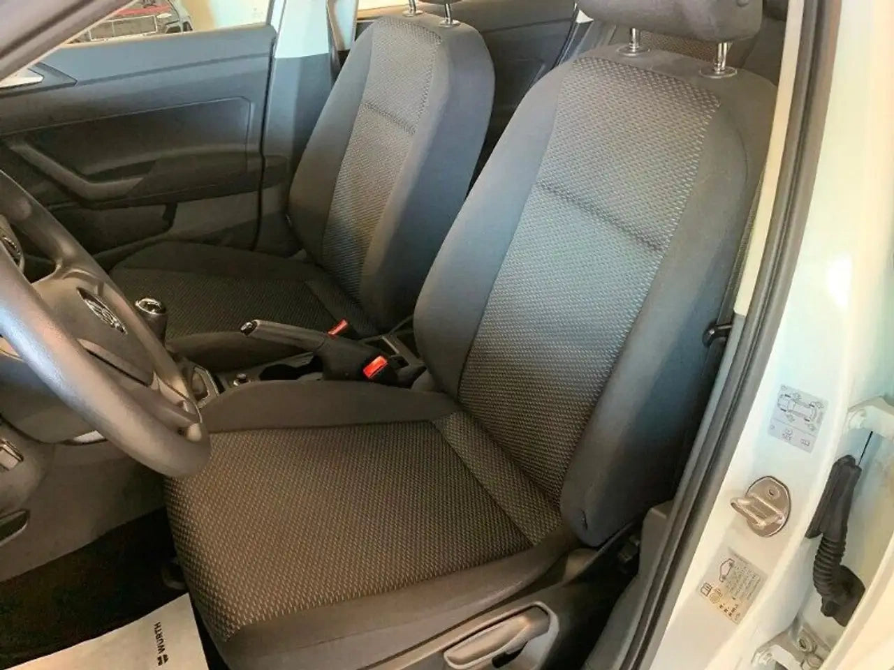 VOLKSWAGEN - POLO (2019 - km 135.000 - Diesel)