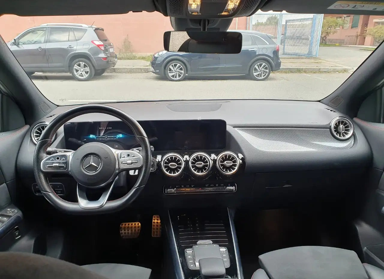 MERCEDES-BENZ - GLA 220 (2020 - km 61.263 - Diesel)