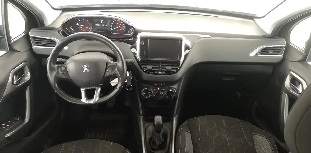 PEUGEOT - 2008 (2017 - km 135.000 - Diesel)