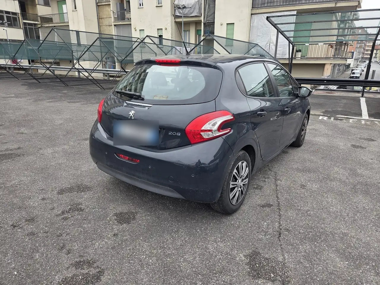 PEUGEOT - 208 (2015 - 130.000 km - Benzina)