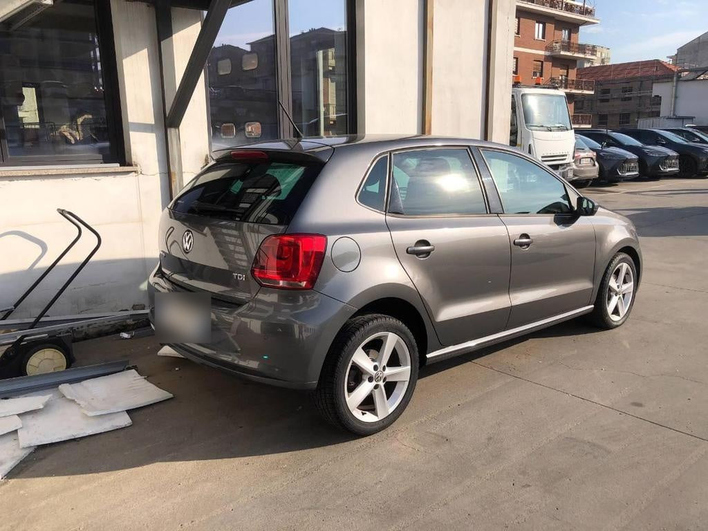 VOLKSWAGEN - POLO (2013 - km 153.432 - Diesel)