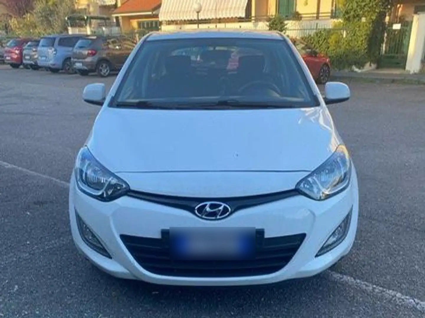 HYUNDAI - I20 (2014 - km 113.000 - Benzina)
